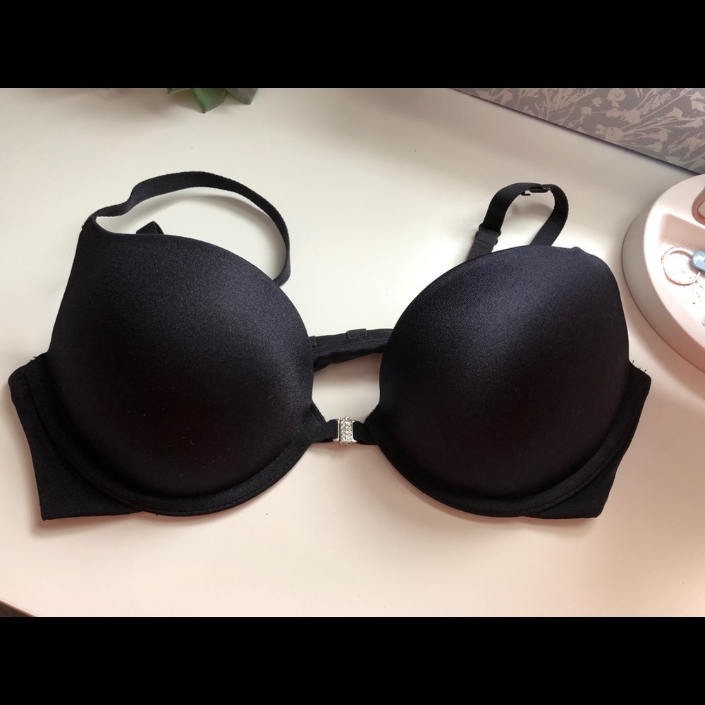 Front clasp push up bra
